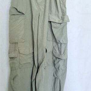 Aeropostale Olive Green Parachute Cargo Pants
